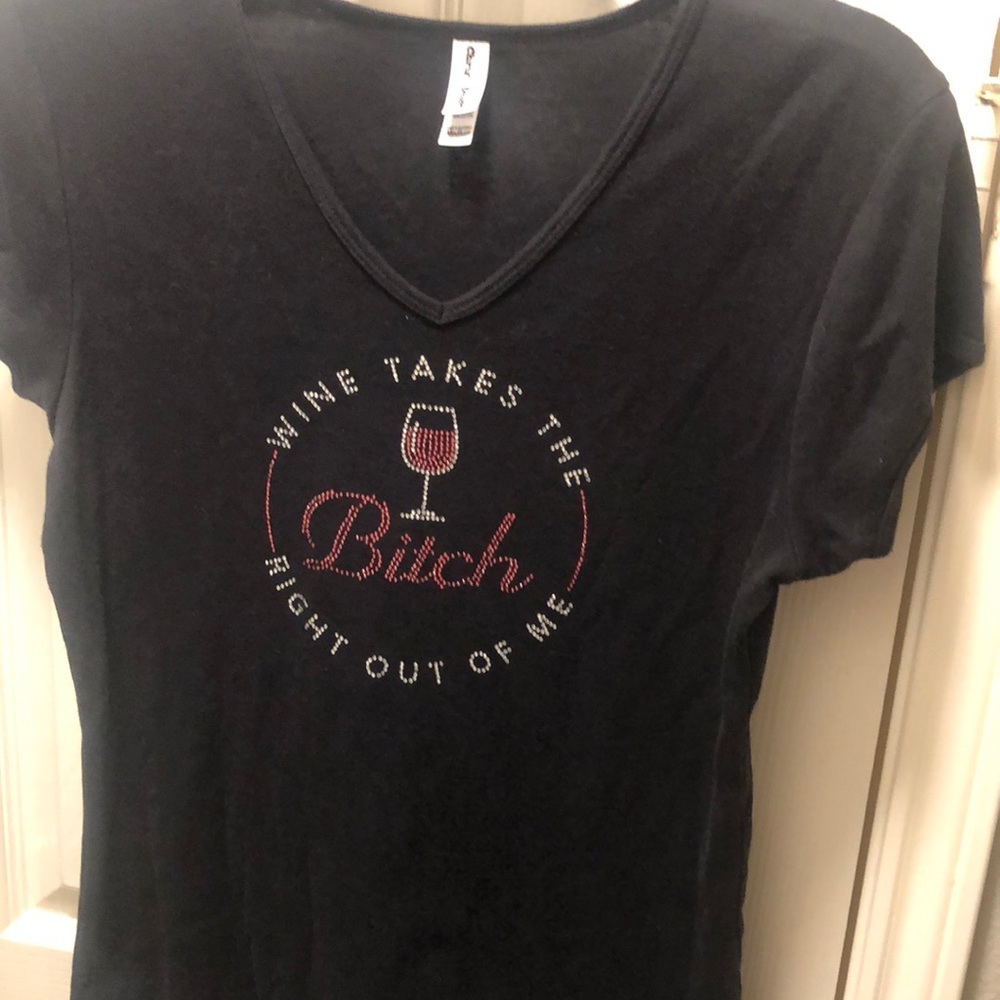 Wine Themed   Small/Medium Tshirt